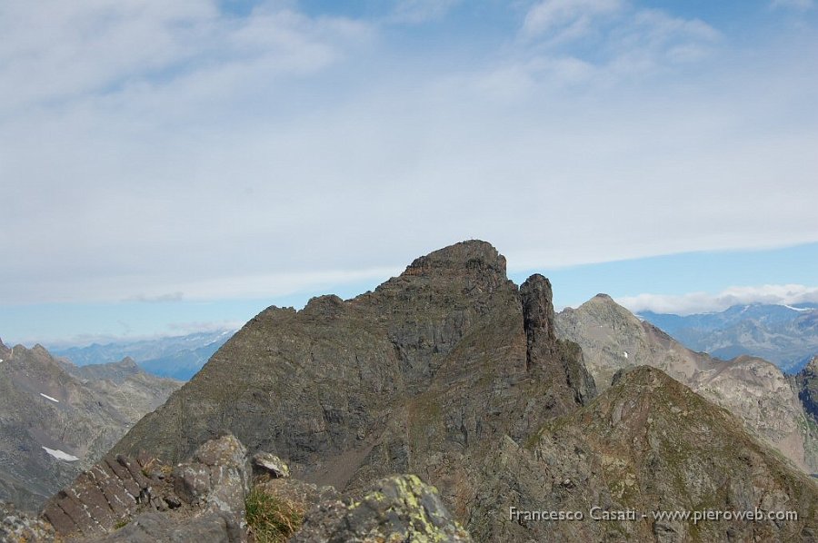 07-Di fronte la cima del Recastello.jpg